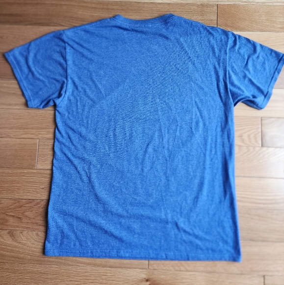 Disney Toy Story 4 way to Play Blue Buzz to Rescue Graphic T-Shirt Sz Medium - Picture 2 of 7